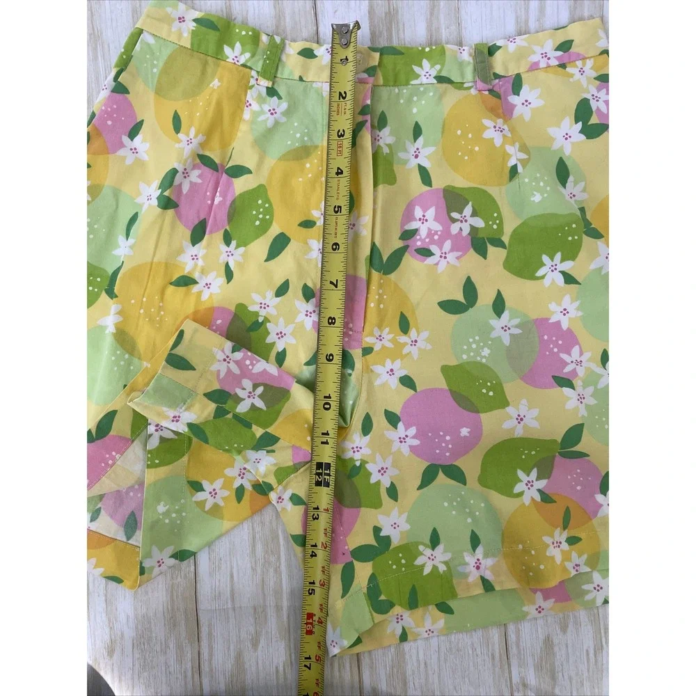 Lilly Pulitzer High Waist, Mom shorts, lemon, lime, size‎ 6